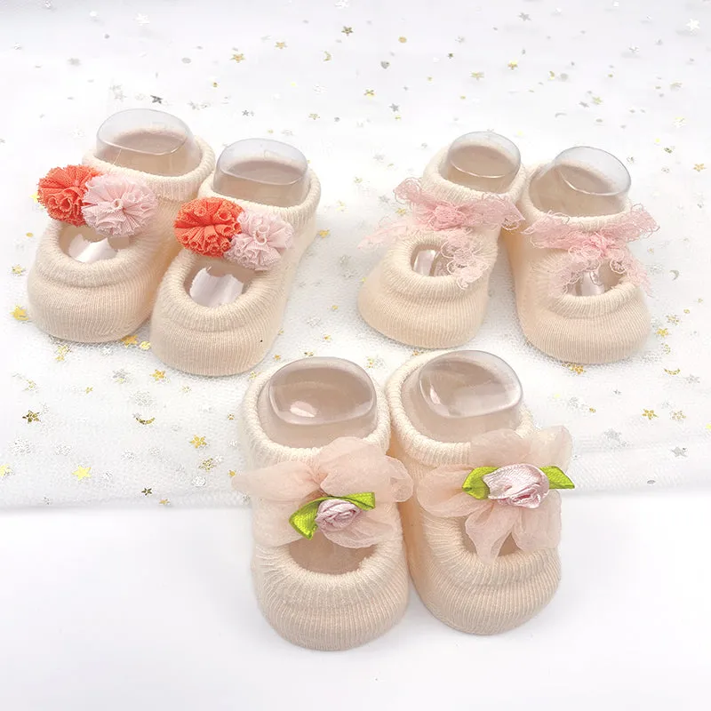 3 pairs of Infant Newborn Baby Girls Slipper Lace Flowers Socks Headband Gift Foot Socks Accessories Photo Props For 0-3 Babies