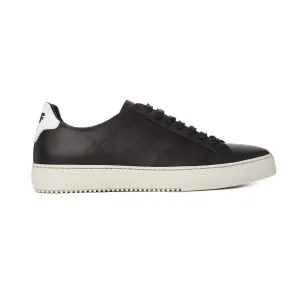 BLACK DIAGONALS SNEAKERS