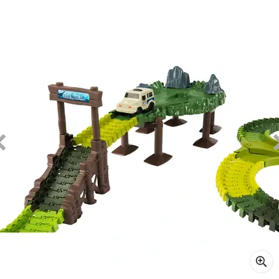 Jurassic World Dinosaur Track Set and 3 dinosaur Figures