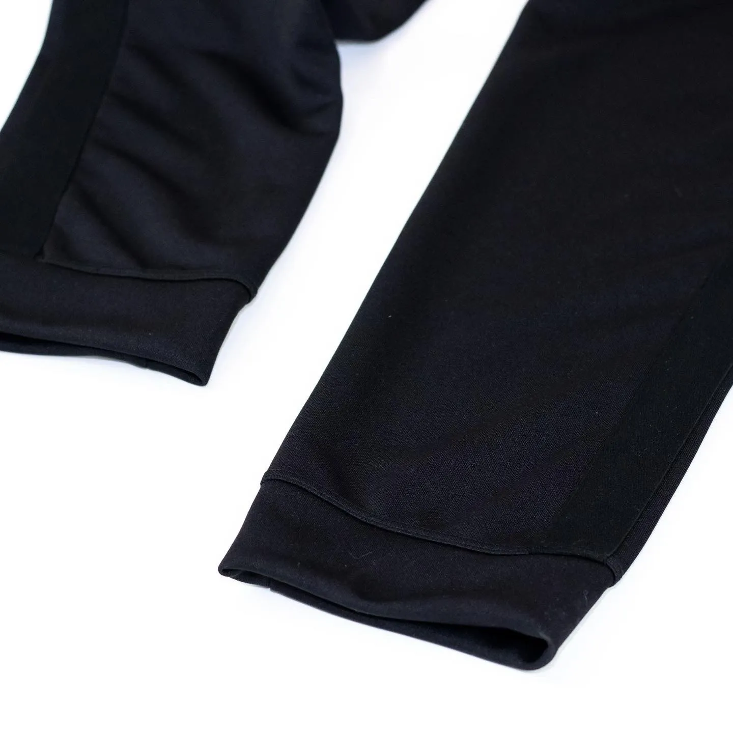 Marathon Lifestyle Tonal Track Pants - Black