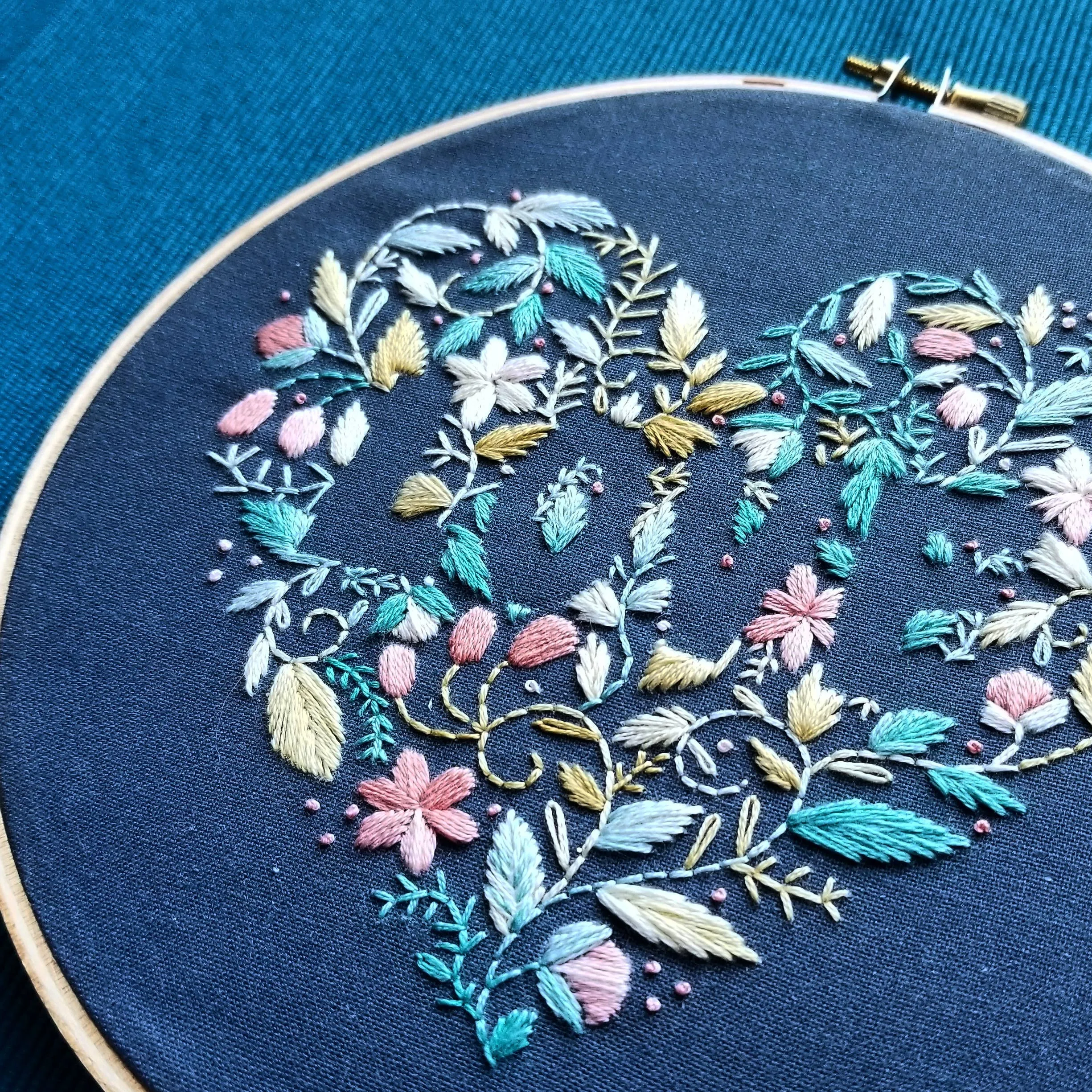 "Love" hand embroidery kit