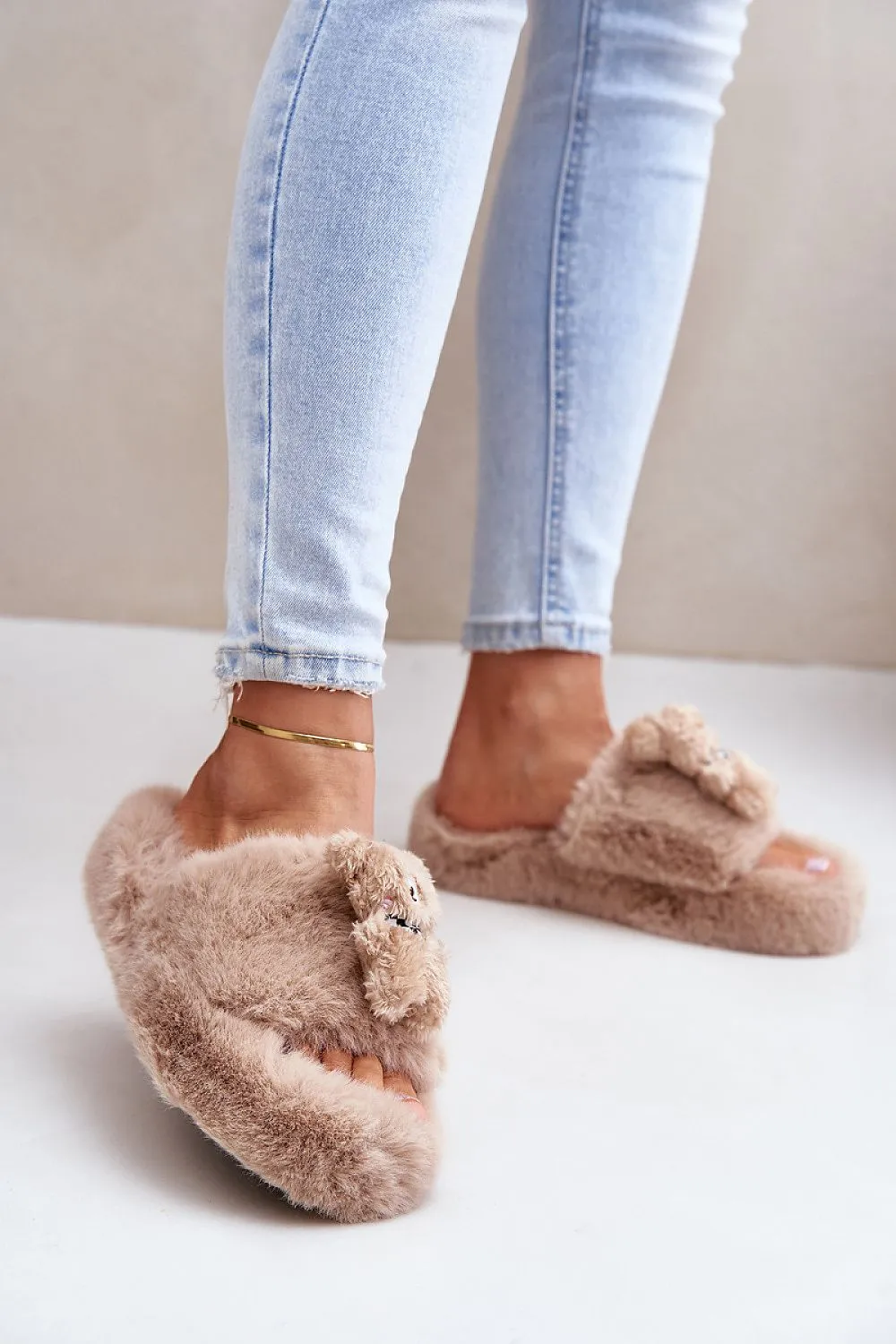 TEEK - Bear Bodied Slippers