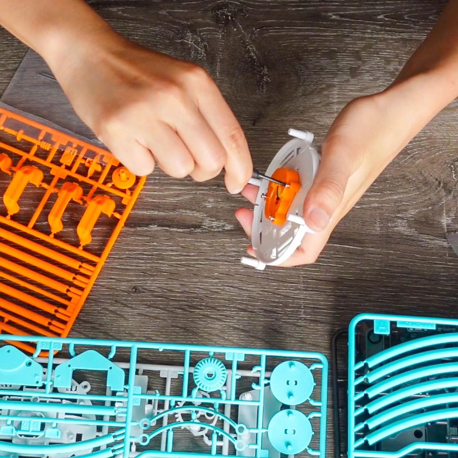 WABO Gyro Monorail Science Kit: Explore the Wonders of Gyroscopic Motion!